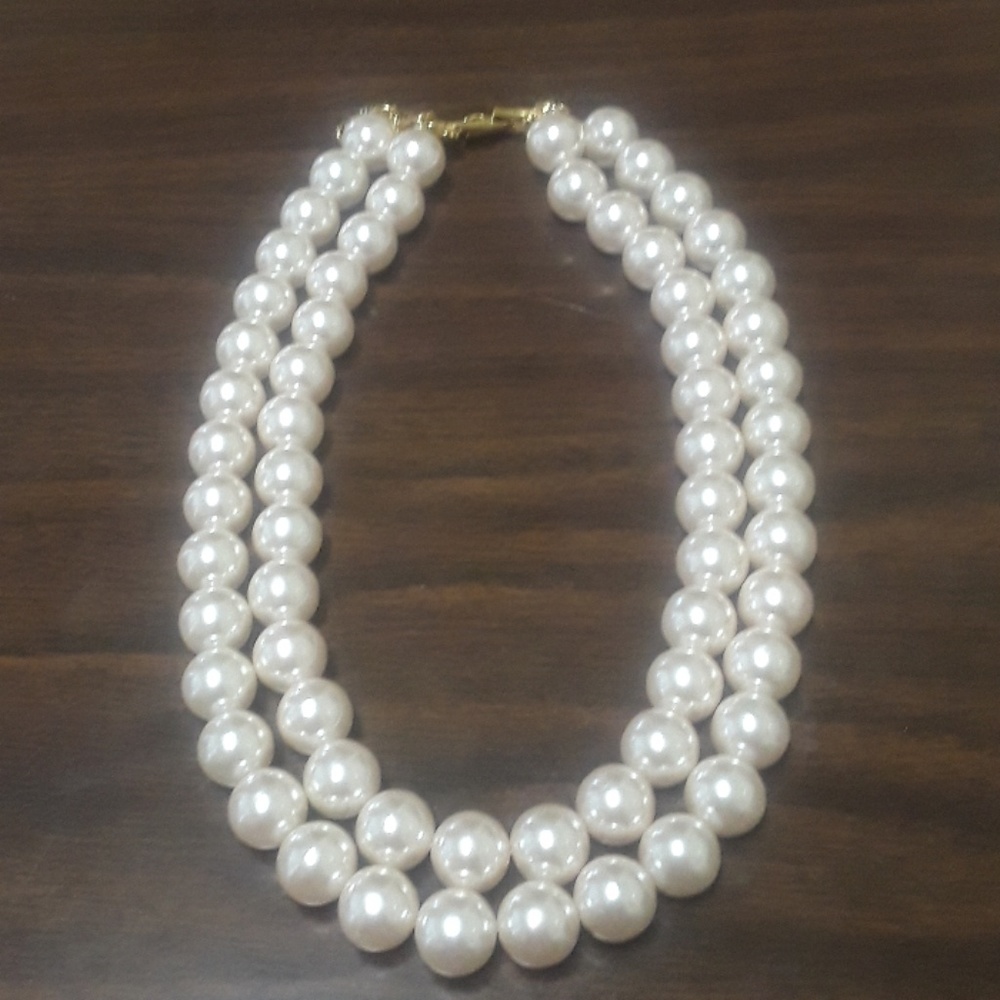 Vintage Monet Pearls